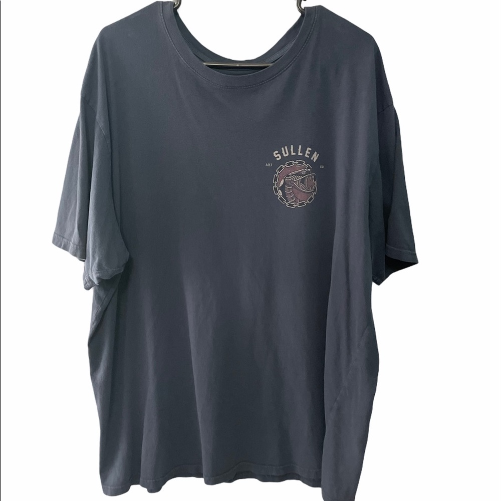 Sullen Art graphic tee
